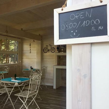 B&B Viale Dei Pini Castellaneta Marina Exteriör bild