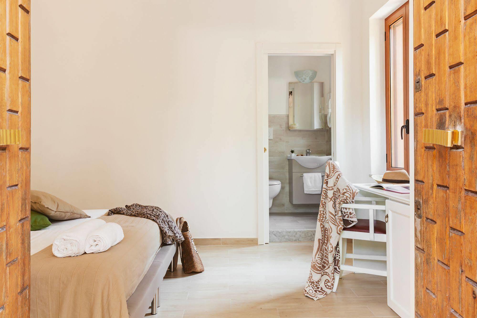 B&B Viale Dei Pini Castellaneta Marina Exteriör bild